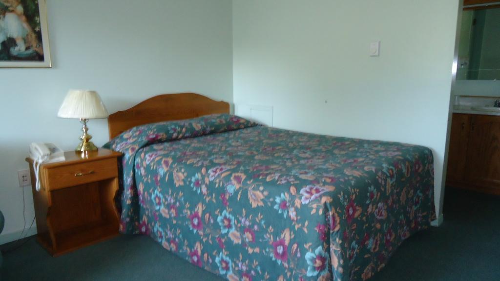 Stiles Motel Hill View Woodstock Zimmer foto