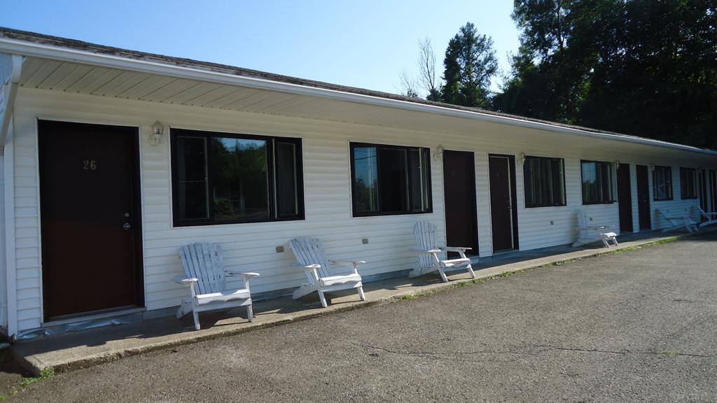 Stiles Motel Hill View Woodstock Exterior foto